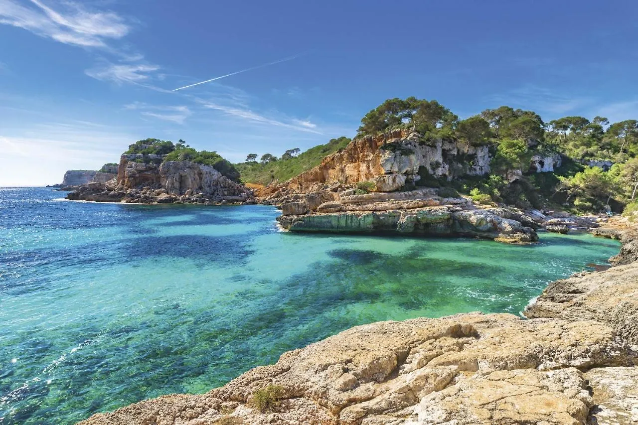 Apartment La Ola Beach House Portocolom  Spain